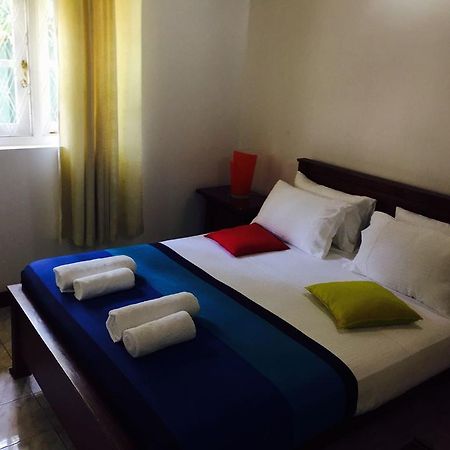 Villa Begonia Katugastota Екстер'єр фото