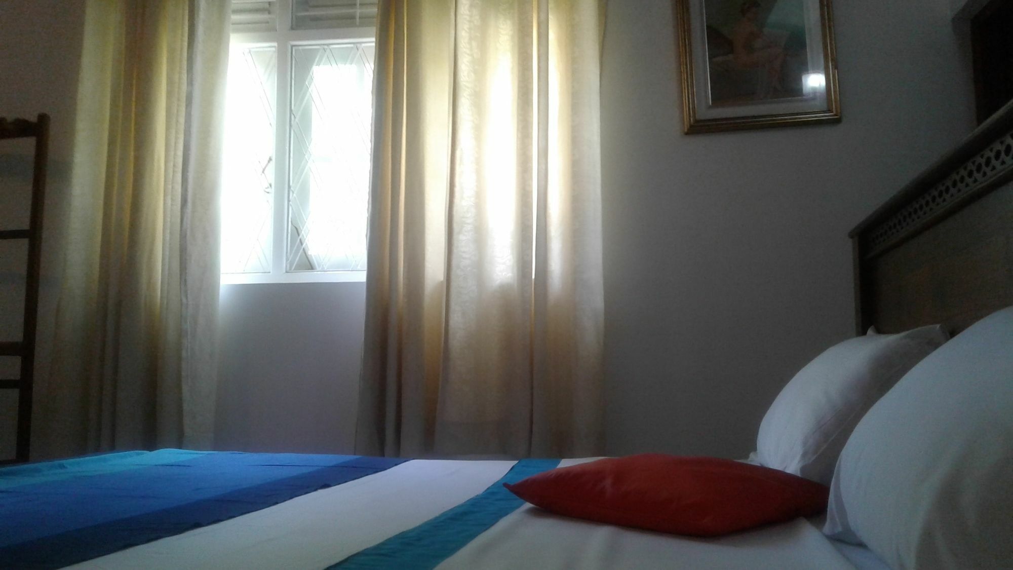Villa Begonia Katugastota Екстер'єр фото